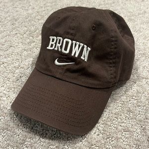 Brown College hat. NIKE.